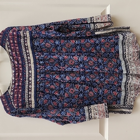 Lucky Brand Woodblock Floral Print Blouse - Blue and Red Size Large - Picture 9 of 9